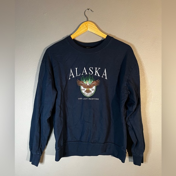 Forever 21 Sweaters - Forever 21 crewneck